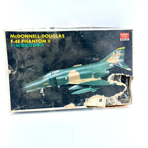 Vintage 1987 Academy Minicraft McDonnell-Douglas F-4E Phantom II 1:48 Scale 1636